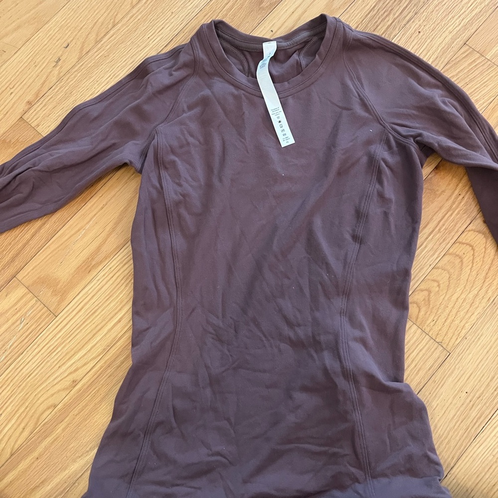 Lululemon Athletica Mauve Long Sleeve Top